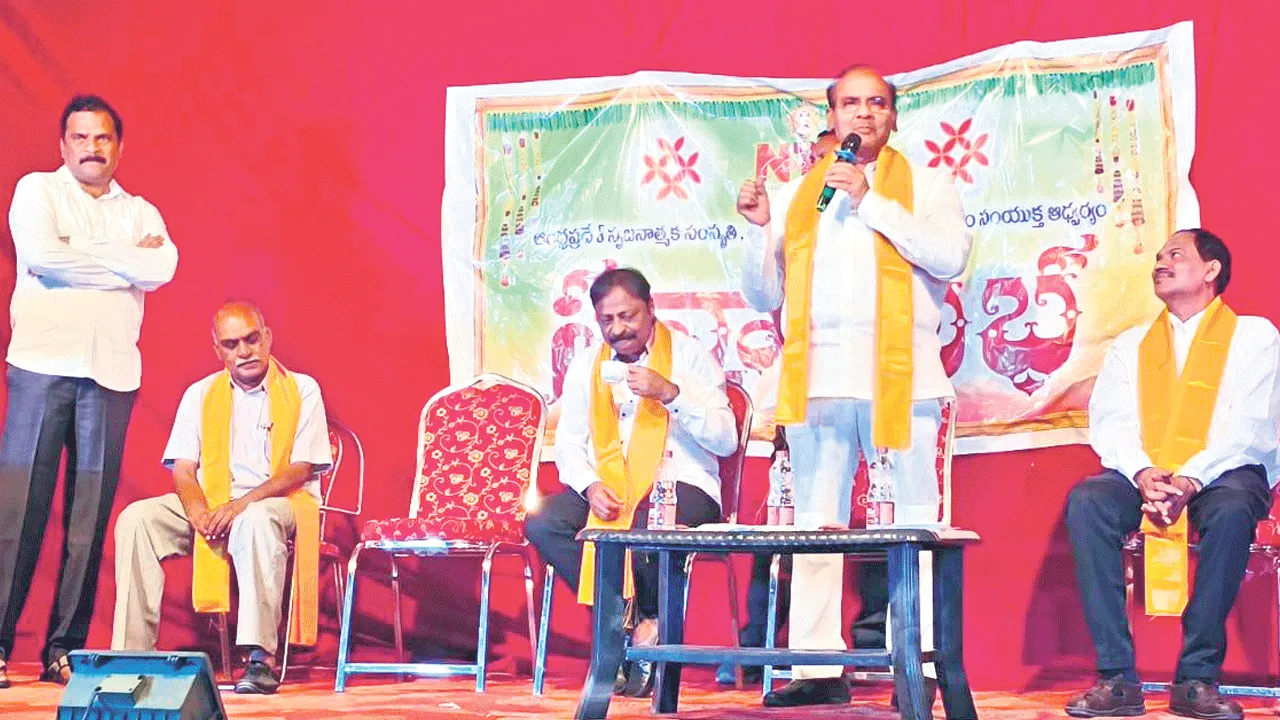 నాటక రంగానికి ప్రాణం పోస్తున్న కళాపరిషత్లు