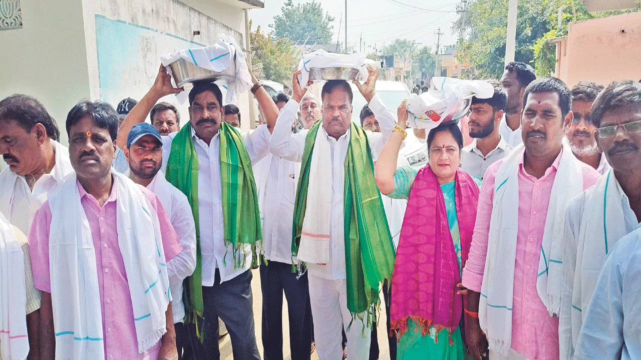 చెర్కూర్లో ఈదమ్మమాందాత బోనాలు