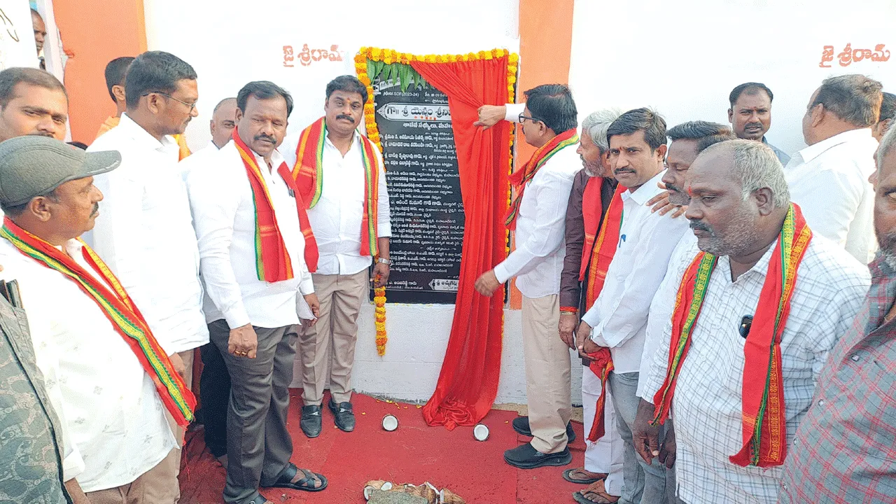 సమస్యల పరిష్కారానికి కృషి