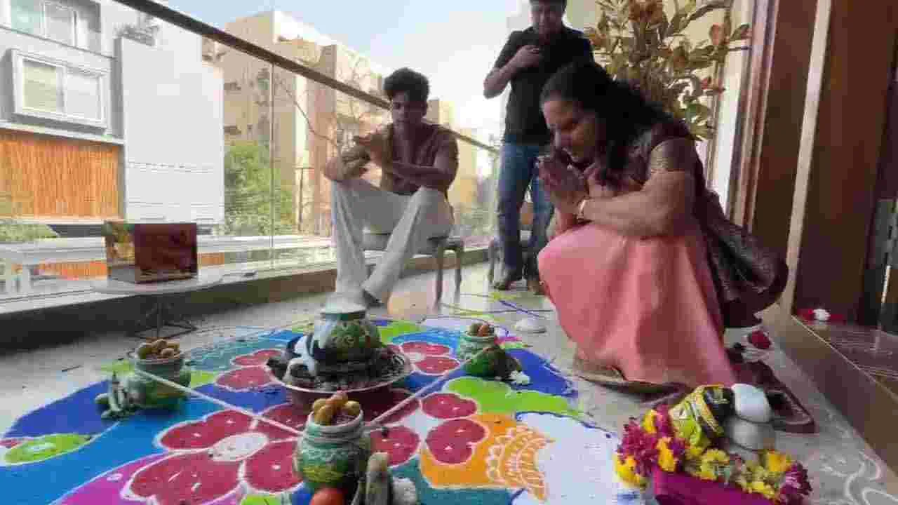 సంక్రాంతి వేడుకలను ఘనంగా జరుపుకున్న బీఆర్ఎస్ ఎమ్మెల్సీ కల్వకుంట్ల కవిత 