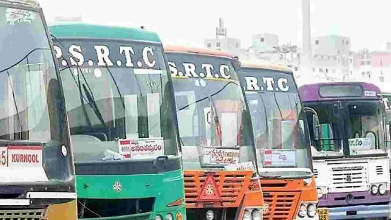 Special Buses: ఆర్టీసీ కిటకిట