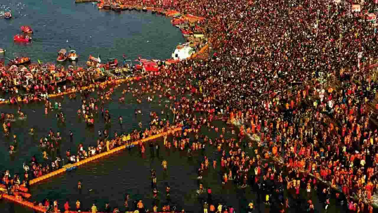 Maha Kumbh Mela 2025: మహాకుంభ మేళాలో పాల్గొననున్న సినీ తారలు.. ఎవరెవరంటే..