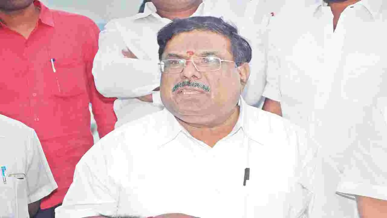 నడిగడ్డలో విషాదం