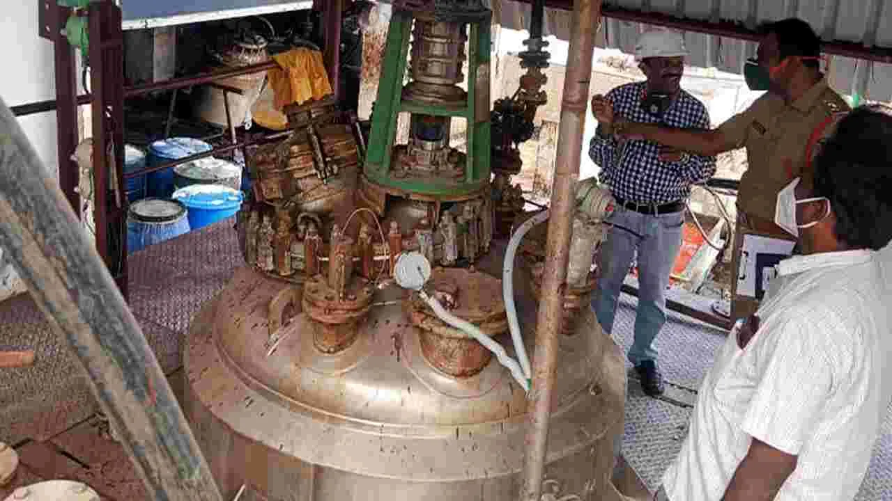 Toxic Gas Leak : రక్షిత్‌ ఫార్మాలో విష వాయువు లీక్‌