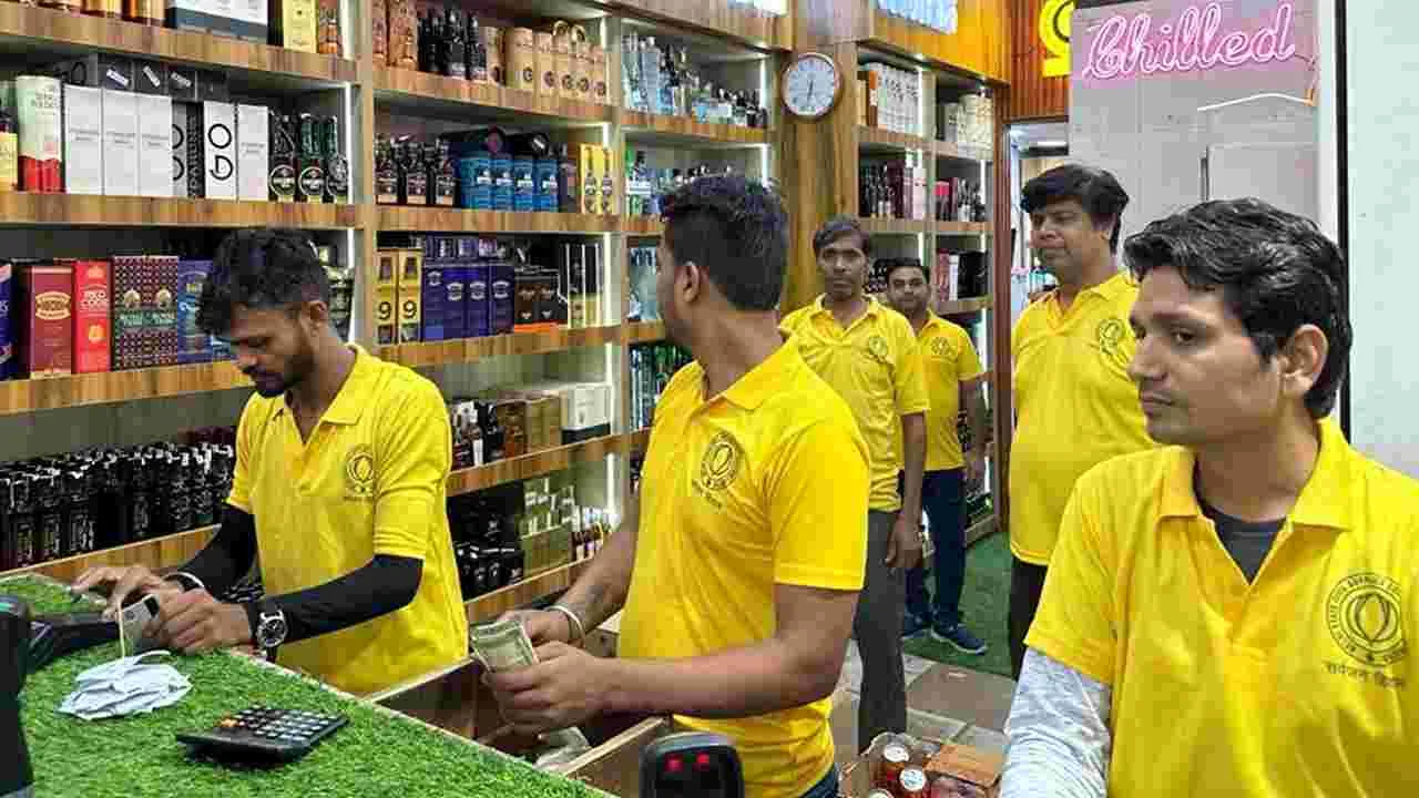 Premium Liquor Stores : త్వరలో లిక్కర్‌ ప్రీమియం స్టోర్లు 