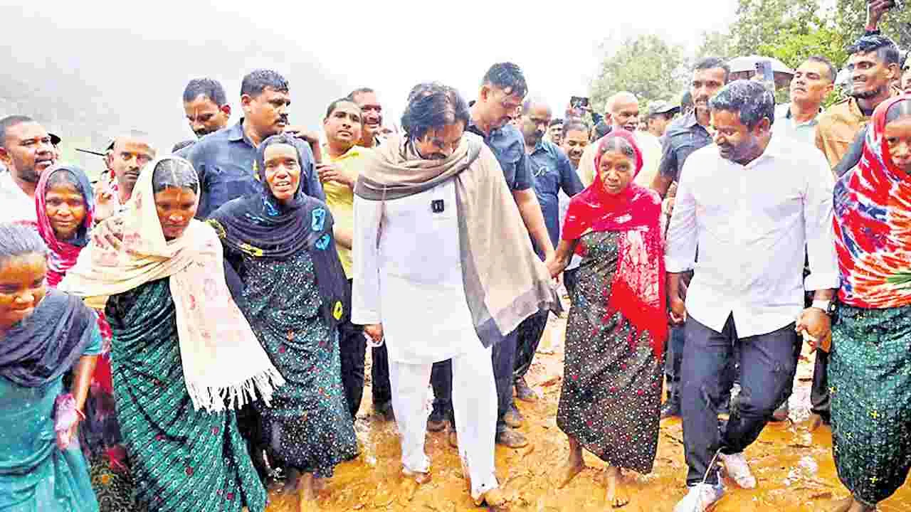 Deputy CM Pawan Kalyan : డోలీ మోతలు తప్పిస్తాం