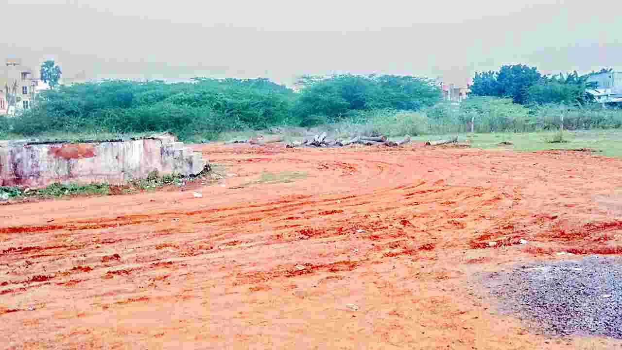  Land Encroachment : 80 కోట్ల ఆస్తిపై గద్దల కన్ను