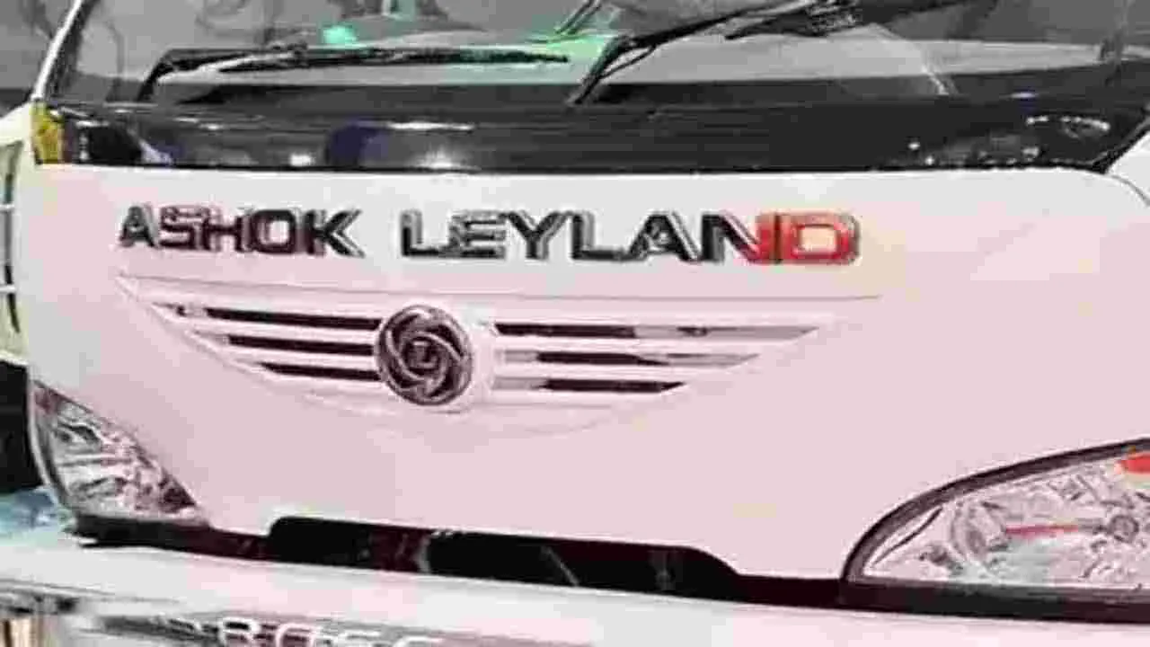 Ashok Leyland : అశోక్‌ లేలాండ్‌ వాహన ధరలు పెంపు