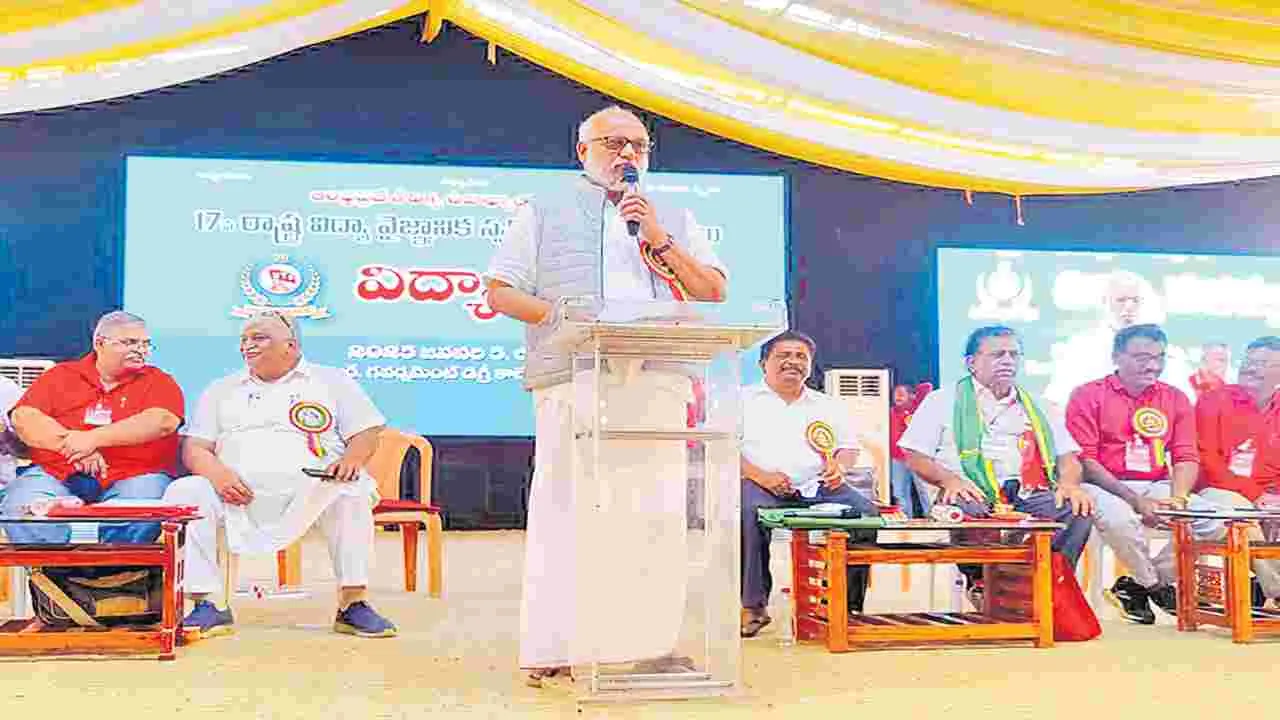 EX Kerala Education Minister MA Baby : ప్రమాదంలో దేశ విద్యావ్యవస్థ