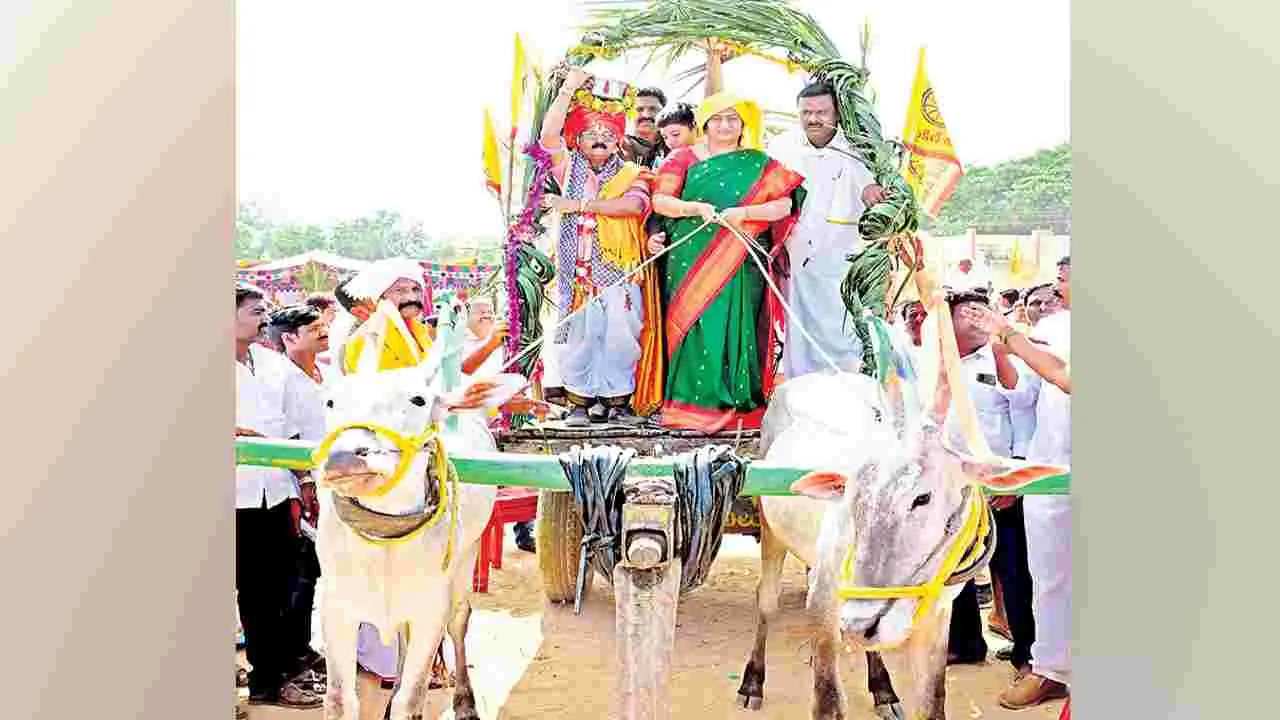 Sankranti Celebrations : అనంత సంబరాల్లో మంత్రులు