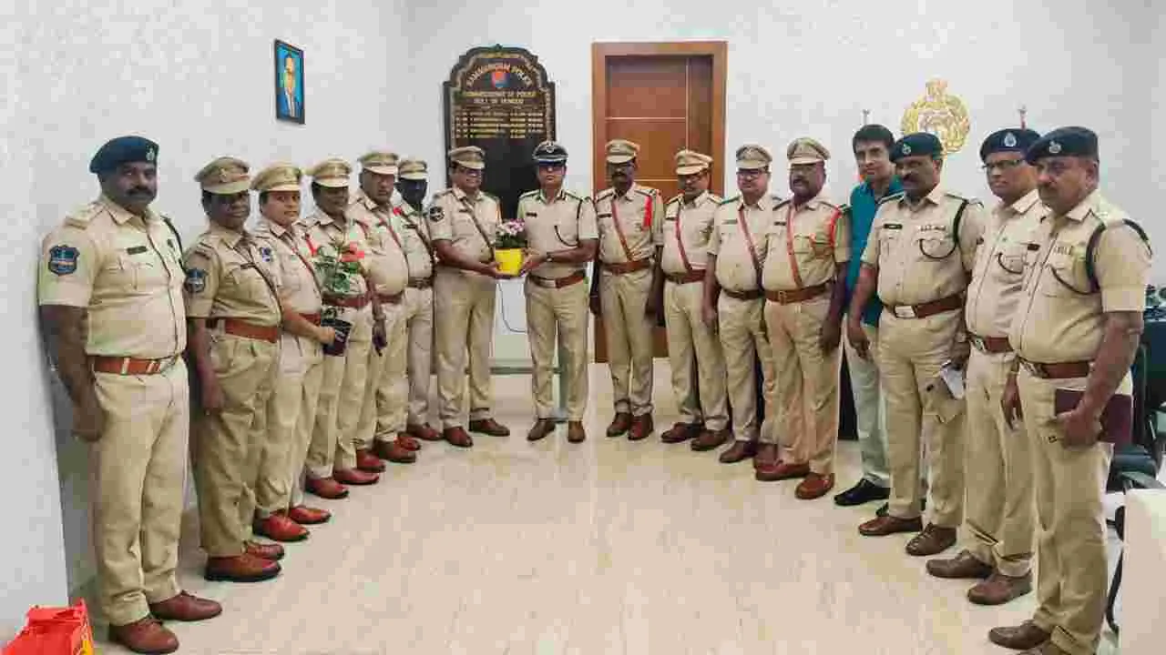 పోలీస్ శాఖలో కష్టపడే వారికి మంచి గుర్తింపు..