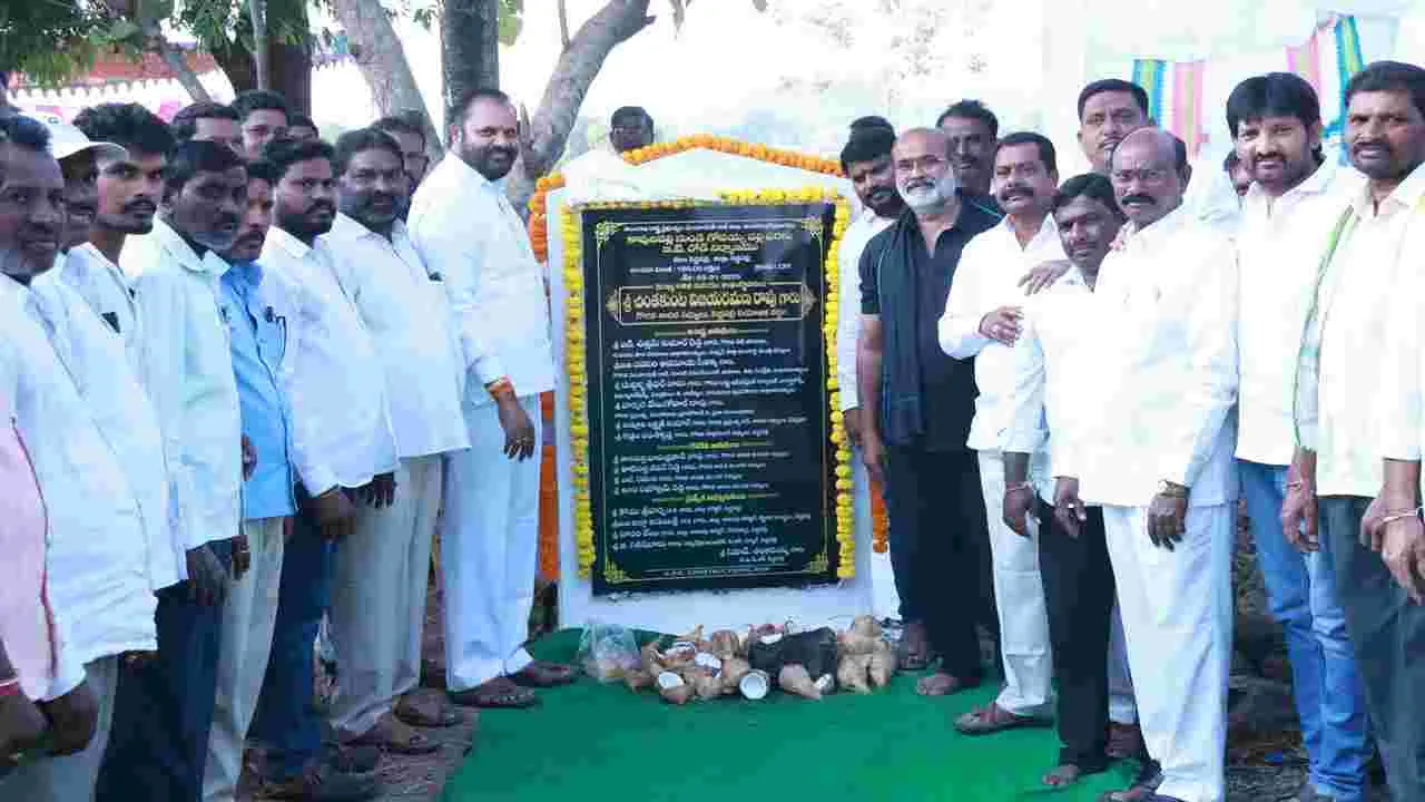 అభివృద్ధి, సంక్షేమానికి ప్రాధాన్యం