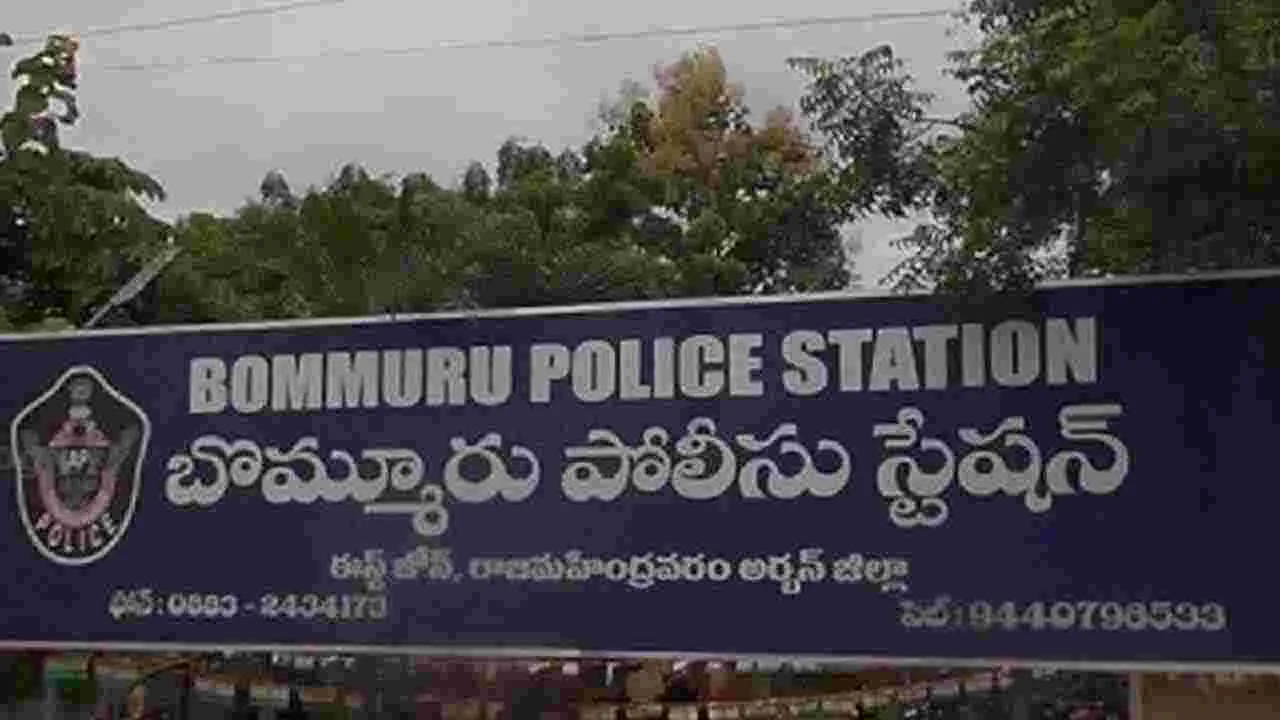 Crime News: మహిళా హోంగార్డుపై హెడ్ కానిస్టేబుల్ దుశ్చర్య..