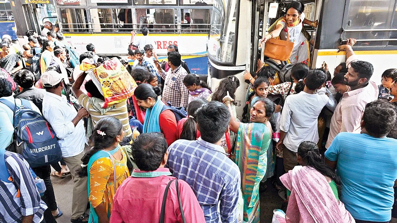 Sankranti  సంక్రాంతి జోష్‌