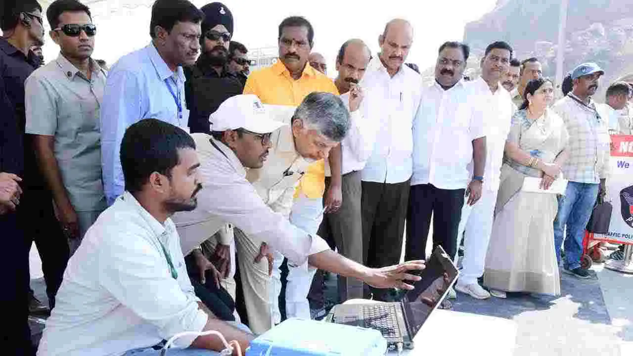 CM Chandrababu: పోలవరంలో సీఎం చంద్రబాబు పర్యటన.. అధికారులకు కీలక ఆదేశాలు