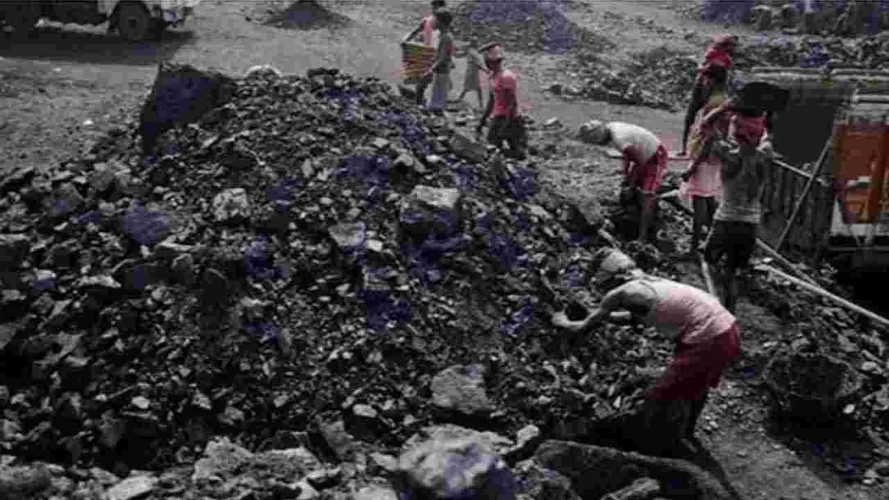 Coal Scam: బొగ్గు కుంభకోణం కేసులో ఢిల్లీ కోర్టు కీలక తీర్పు