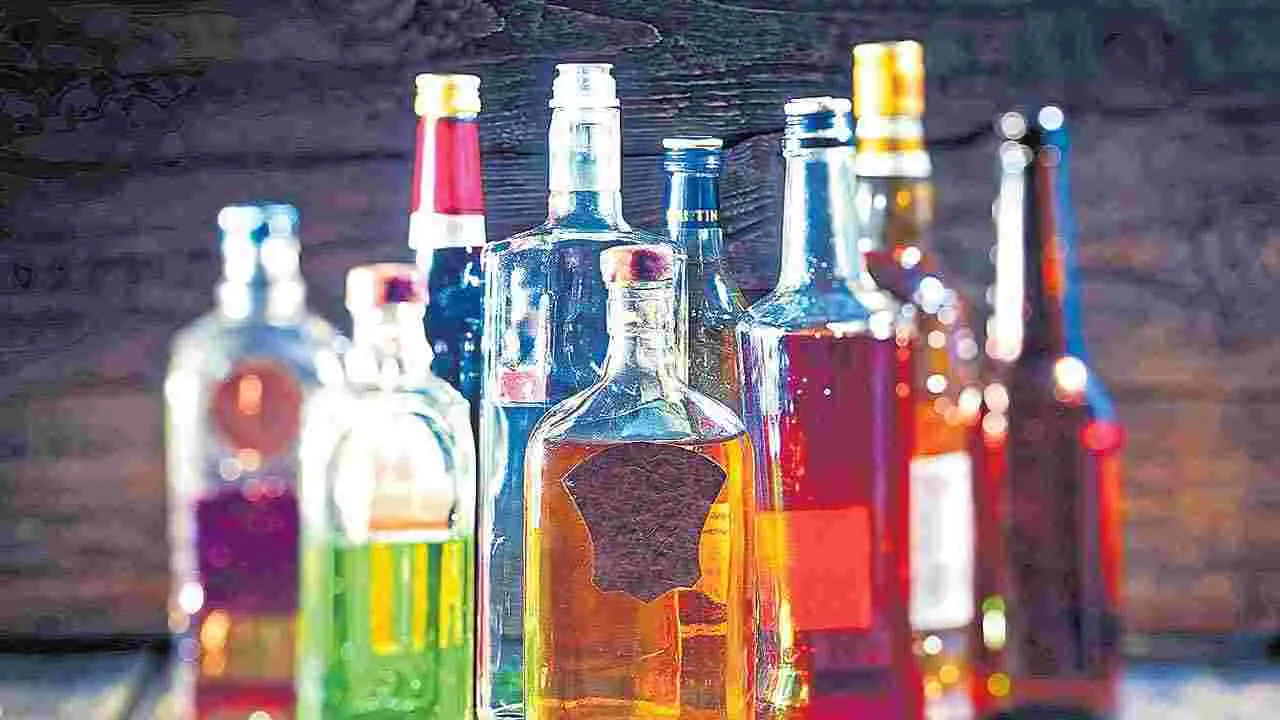 Liquor sales: 200 కోట్లు తాగేశారు