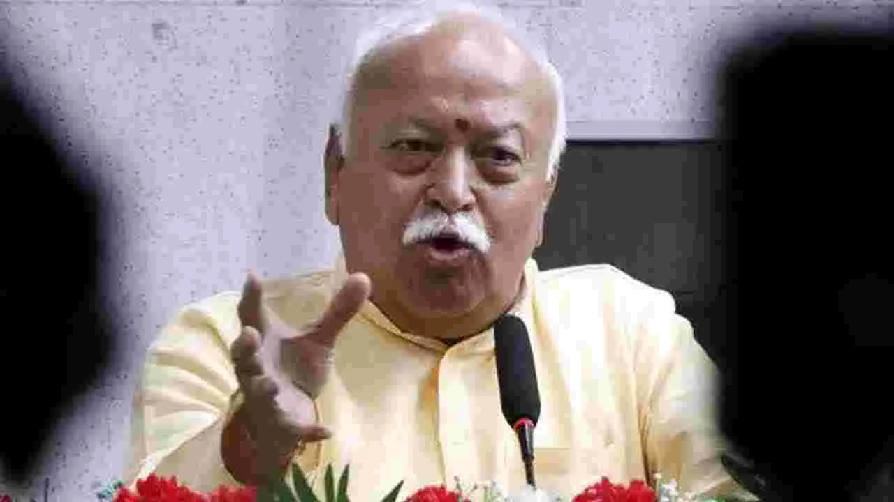 Mohan Bhagwat: దుర్గమ్మను దర్శించుకొన్న ఆర్ఎస్ఎస్ చీఫ్.. మంత్రి ఆనం కీలక వ్యాఖ్యలు