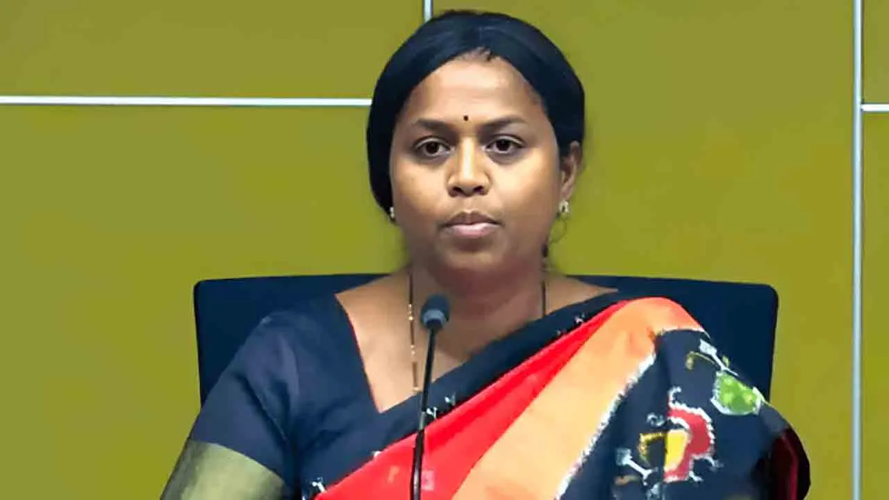 MLC Anuradha: జగన్ హయాంలో కార్మిక వ్యవస్థని నిర్వీర్యం చేశారు