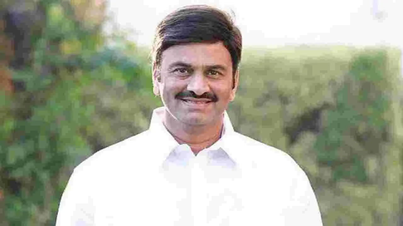 Ongole: రెచ్చిపోయిన తులసి బాబు అనుచరులు.. ఏకంగా ఎస్పీ కార్యాలయం ఎదుటే..