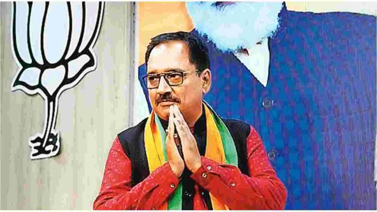 Delhi Assembly Elections: అసెంబ్లీ ఎన్నికల్లో పోటీకి దూరంగా బీజేపీ చీఫ్