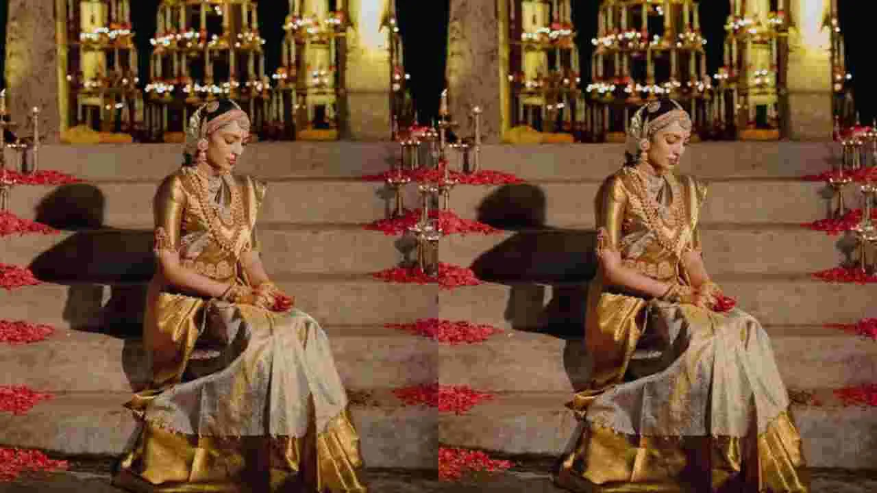 Sobhita Dhulipala: వారెవ్వా.. బాసికం నుండి వడ్డాణం వరకు.. తెలుగు తనం ఉట్టిపడేలా శోభిత పెళ్లి ఆభరణాలు.. 