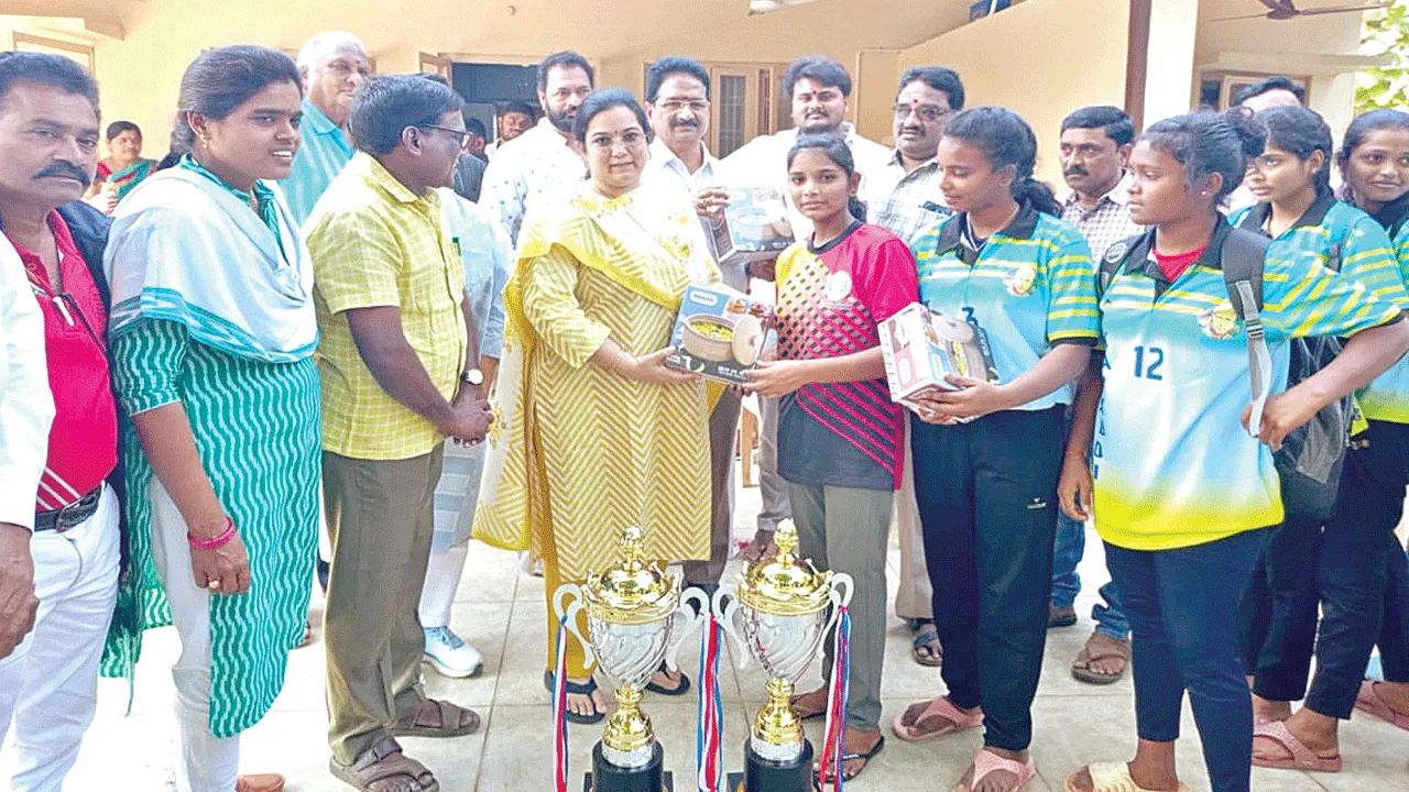 sports: సత్తాచాటిన కబడ్డీ క్రీడాకారులు