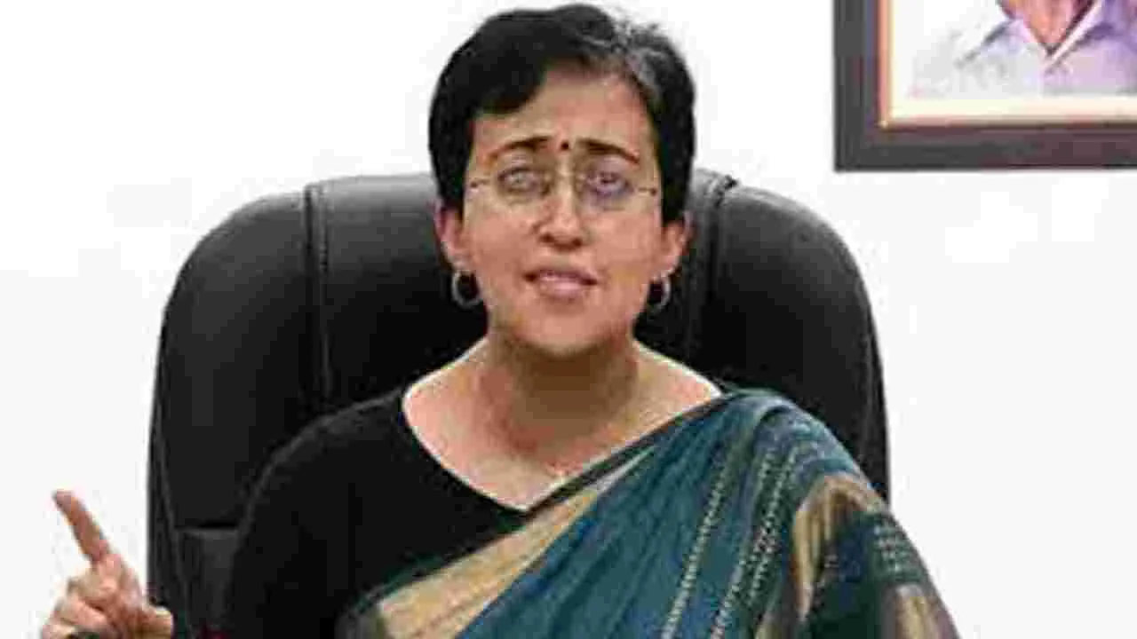 Delhi CM: ఓట్ల కోసం నా తండ్రిని దూషిస్తారా?