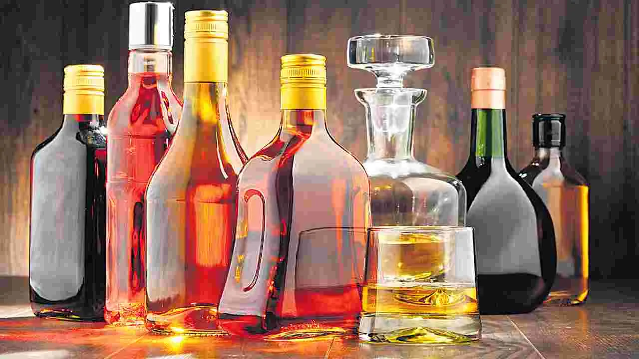 Liquor Price Hike: మద్యం కంపెనీలకు కిక్కు!