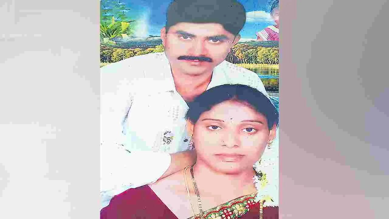 Meerapet: బకెట్లో హీటర్తో ఉడికించాడు!