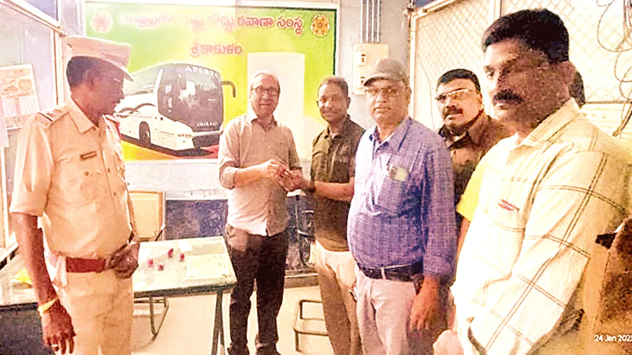 RTC drivers డ్రైవర్ల వల్లే ఆర్టీసీలో సురక్షిత ప్రయాణం