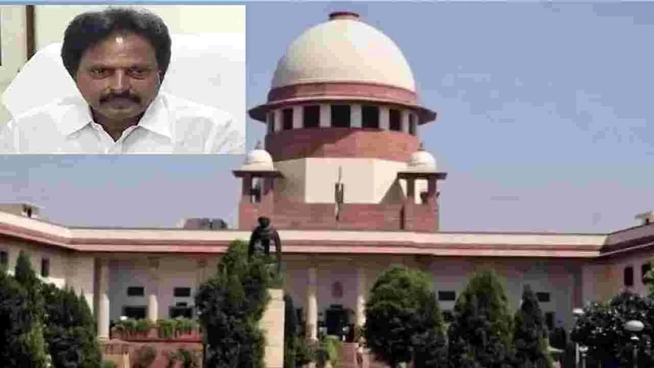 Supreme Court : వైసీపీ నేత గౌతంరెడ్డికి ముందస్తు బెయిల్‌