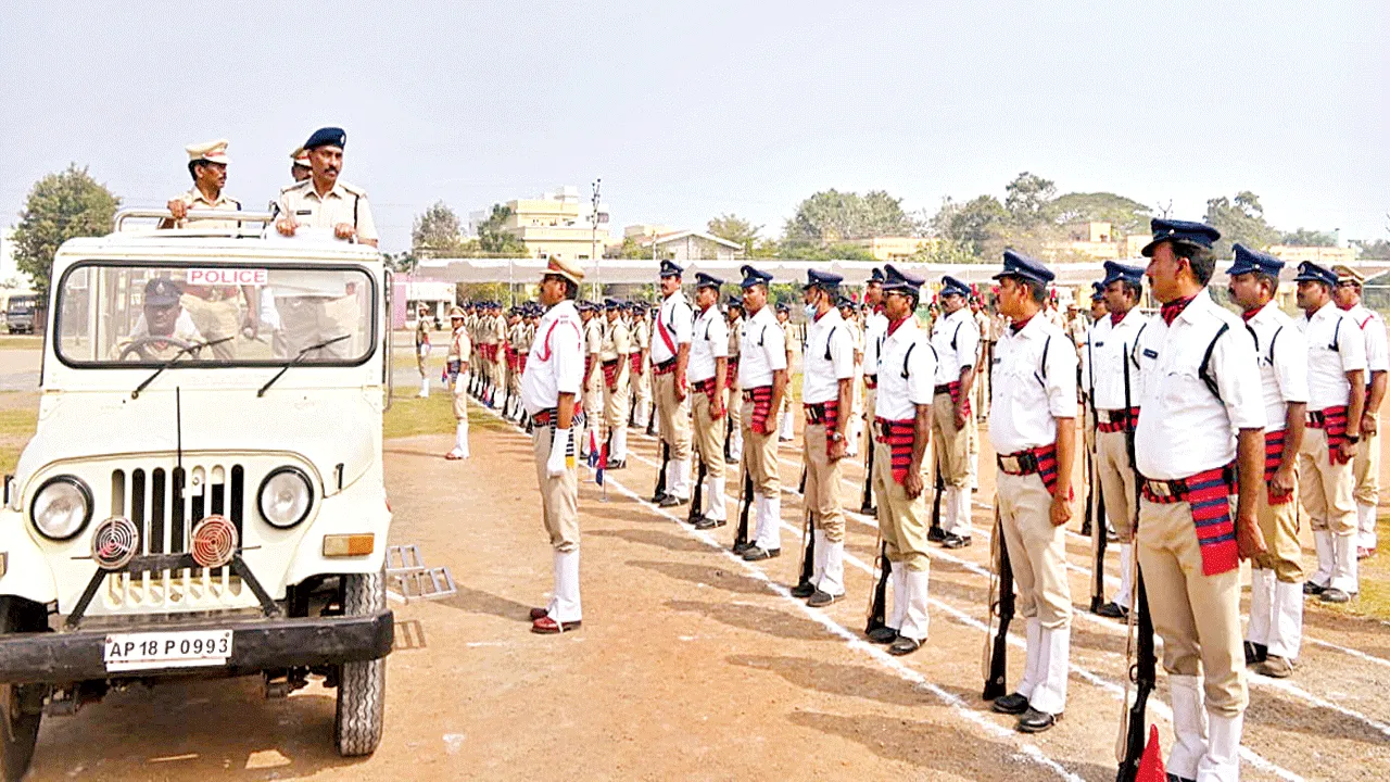 parade పరేడ్‌ ఆకర్షణీయంగా ఉండాలి