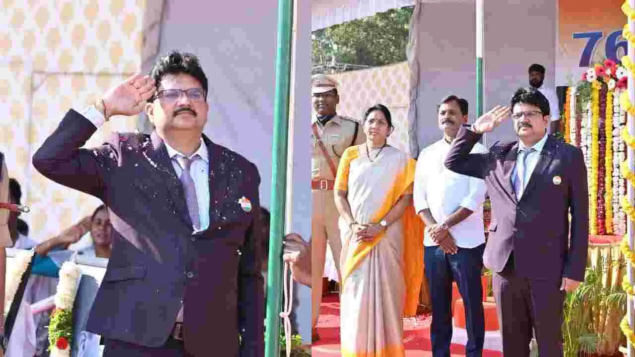 ఘనంగా గణతంత్ర దినోత్సవ వేడుకలు