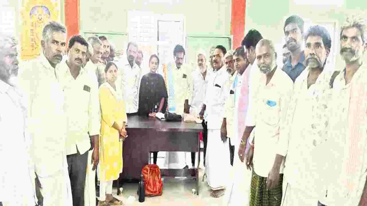 గొర్రెల పెంపకందారుల సహకార సంఘం ఏకగ్రీవం