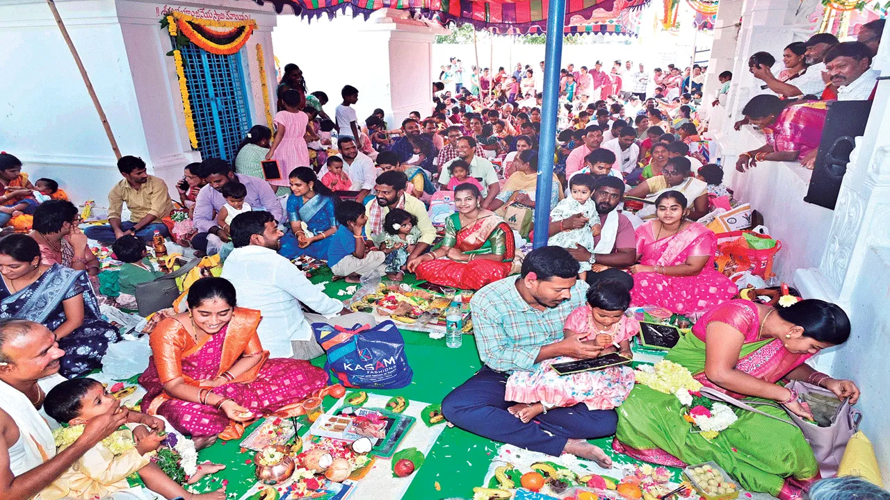 ఘనంగా వసంత పంచమి