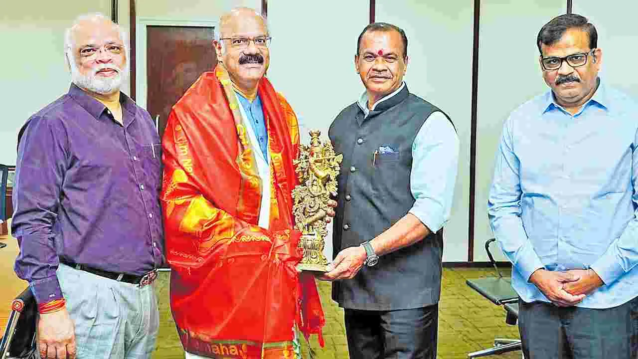 డా.నాగేశ్వర్‌రెడ్డి భారతరత్న అందుకోవాలి