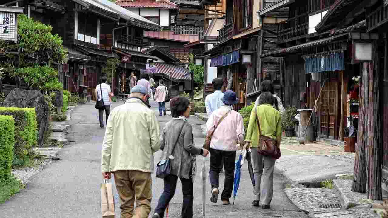 Viral: జపాన్‌లో హృదయవిదారక ఘటన.. జైల్లో ఉండేందుకు నేరాలకు దిగిన 81 ఏళ్ల వృద్ధురాలు!