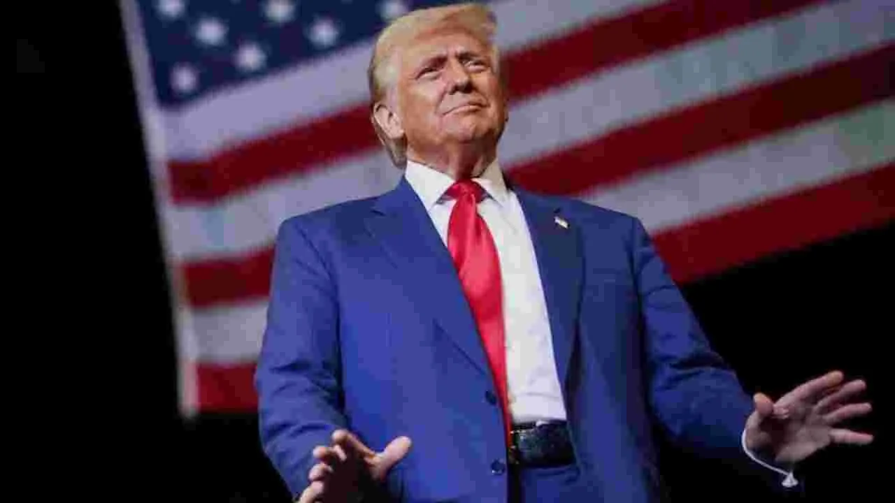 Donald Trump:  ఫిబ్రవరి 6 కల్లా ఆఫీసులకు రాని వారి ప్రభుత్వోద్యోగాలు పోయినట్టే.. తేల్చి చెప్పిన ట్రంప్