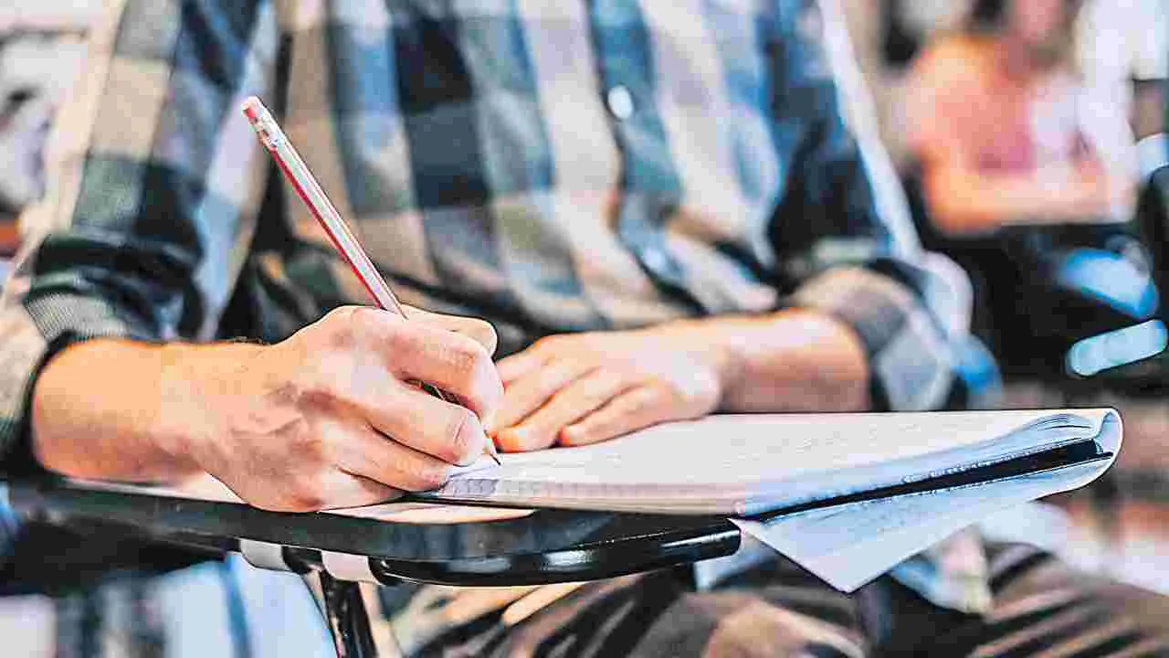 Exam Schedule: మే 2న ఇంజనీరింగ్‌ ప్రవేశ పరీక్ష 