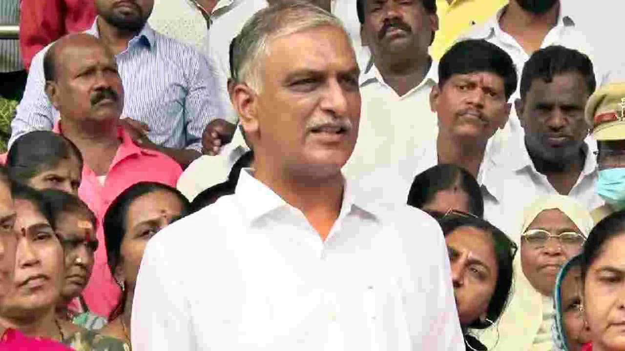 Harish Rao: కాంగ్రెస్‌ పాలనలో ఆత్మహత్యలు పెరిగాయి