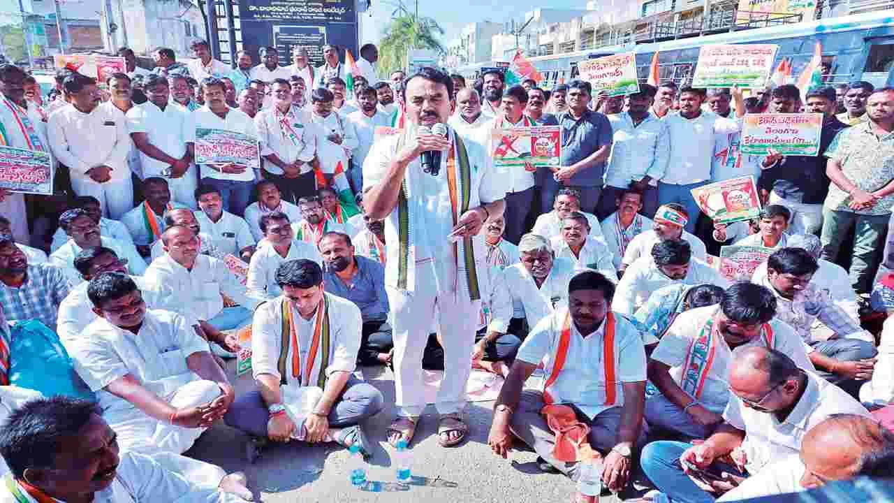తెలంగాణపై మోదీ ప్రభుత్వంవివక్ష చూపుతోంది