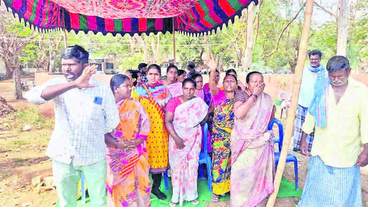 పోలీసులు వర్సెస్ న్యాయవాదులు!