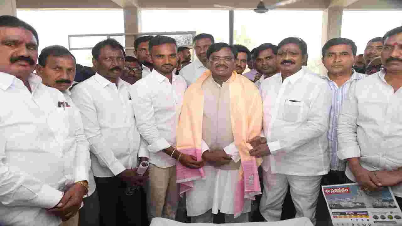 మున్సిపాలిటీ అభివృద్ధికి పెద్దపీట