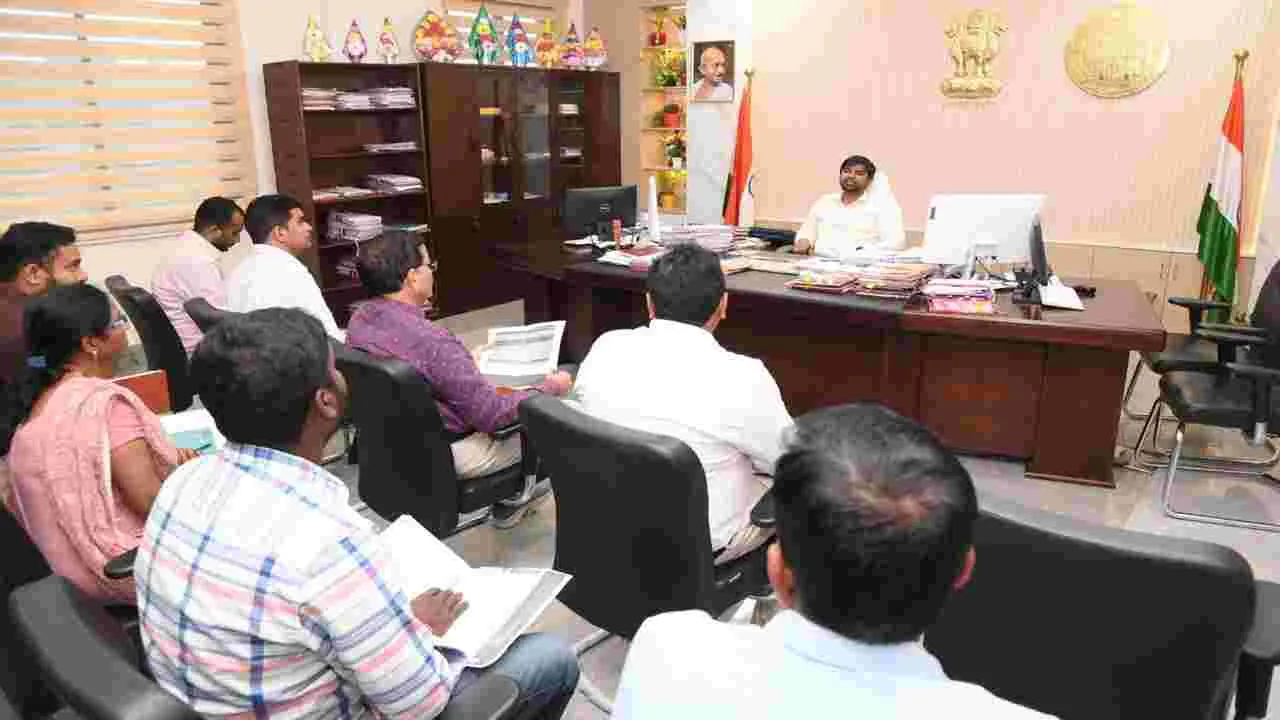 ఎల్ఆర్ఎస్ దరఖాస్తుల ప్రక్రియ త్వరగా పూర్తి చేయాలి