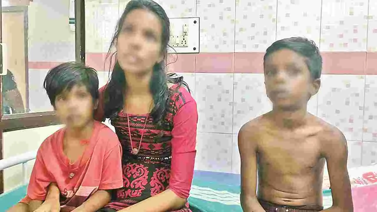 చిన్నారులపై చిత్రహింసలు
