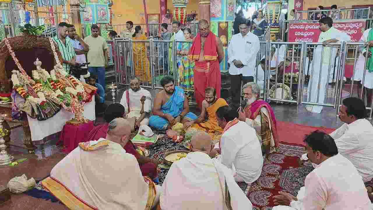 సుబ్రహ్మణ్యేశ్వరస్వామి బ్రహ్మోత్సవాలు ప్రారంభం