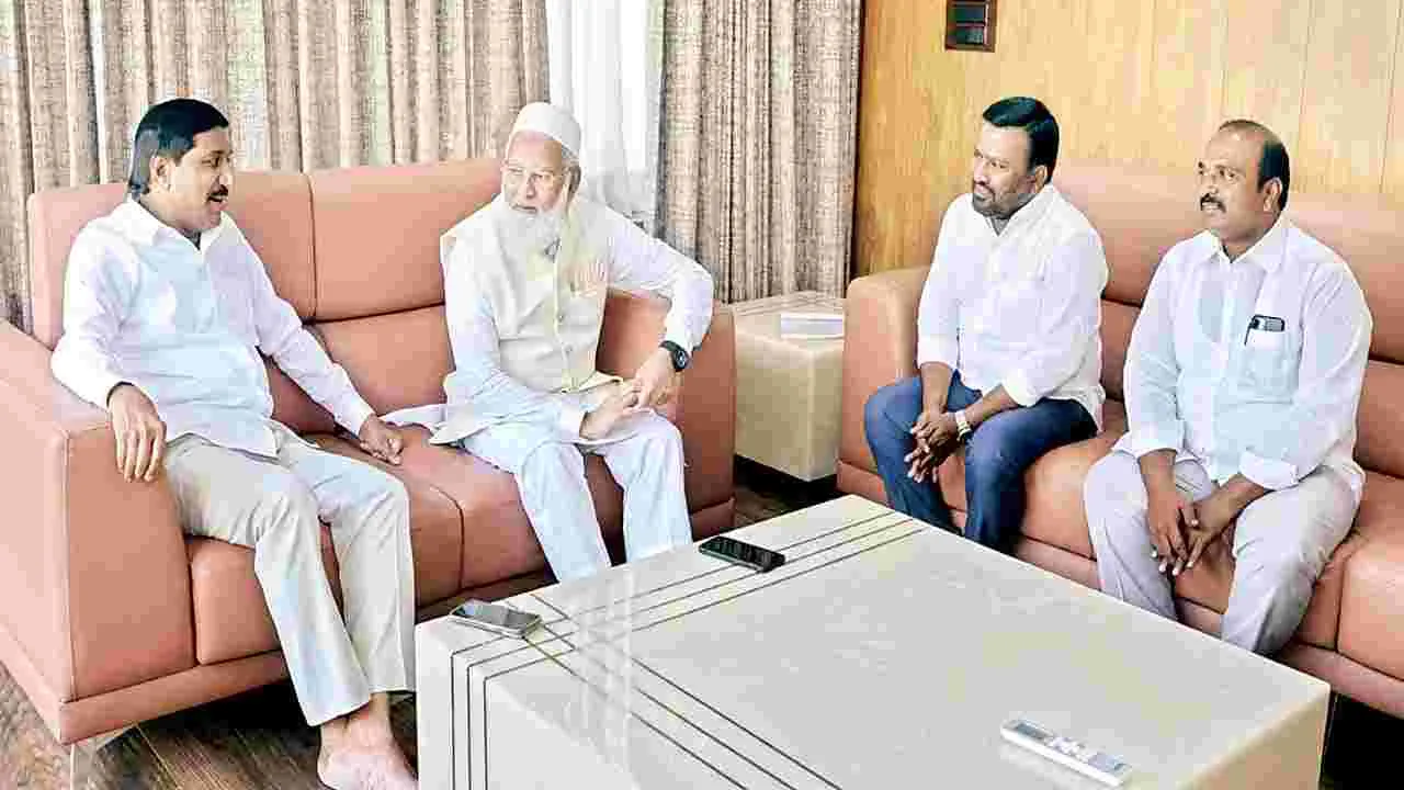 మైనార్టీల సంక్షేమానికి కృషి