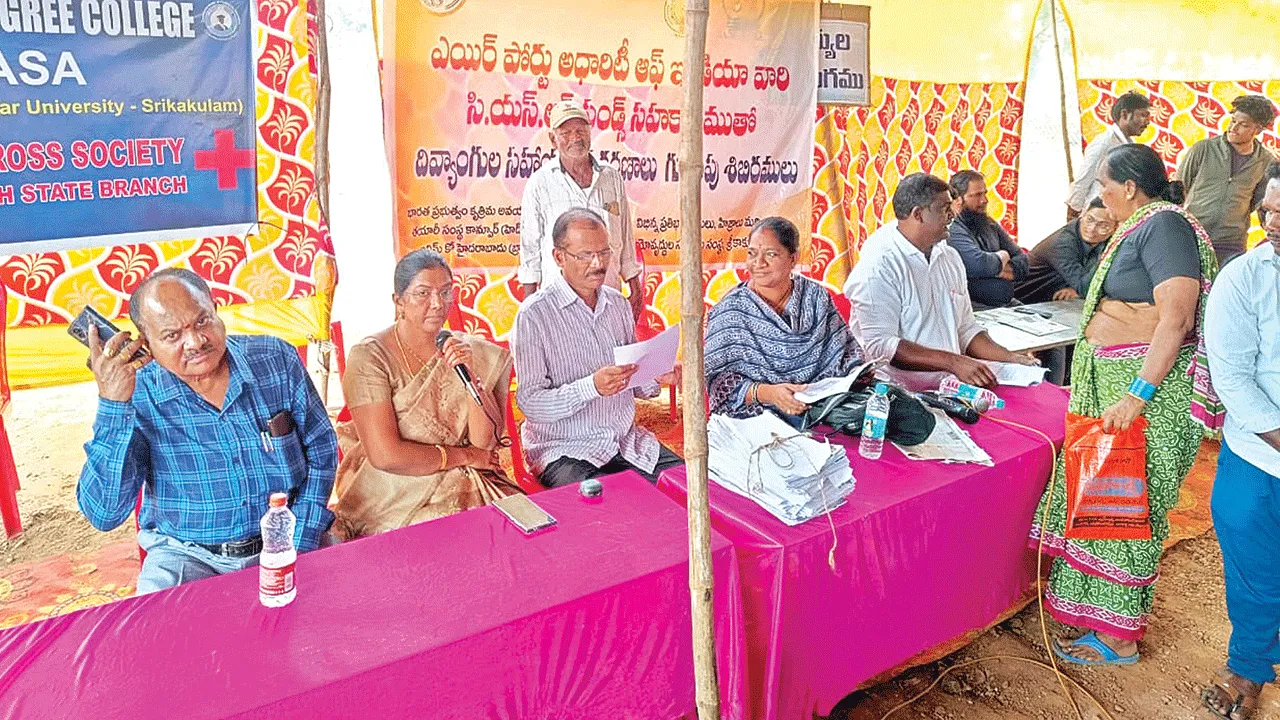 విభిన్న ప్రతిభావంతుల సంక్షేమంపై దృష్టి: ఏడీ