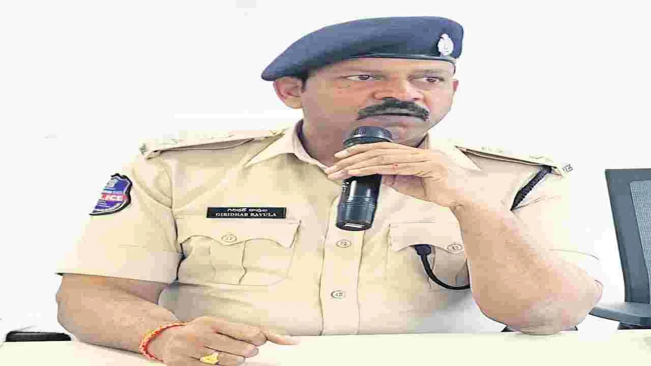 బాధితులకు న్యాయం చేయాలి